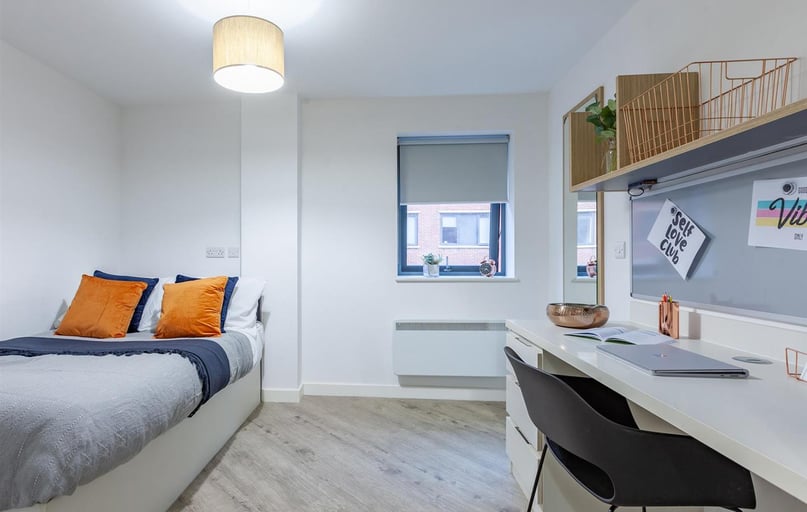 Newport Road, Roath, Cardiff - Image 1